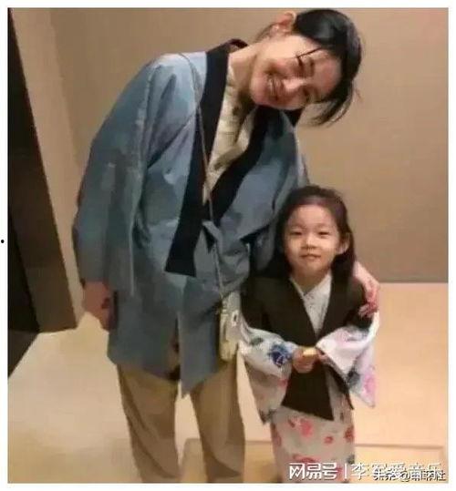 娱乐圈吃瓜爆料哥,揭秘明星幕后故事 第2张 娱乐圈吃瓜爆料哥,揭秘明星幕后故事 第2张